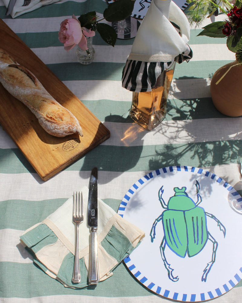 Picnic with Amuse La Bouche placemats